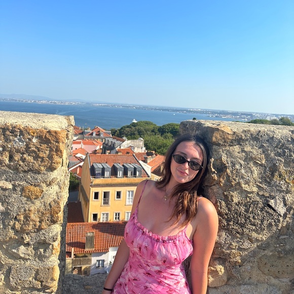 Meet your Posher, Maddie - Picture 1 of 11